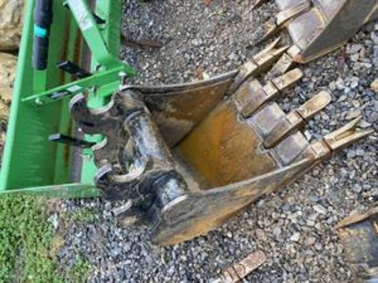 Picture of TB240/303.5 Mini-X Tooth Bucket